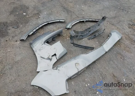 2018 Chevrolet Impala Lt z USA, uszkodzony, nr VIN 2G1105S37J9177573